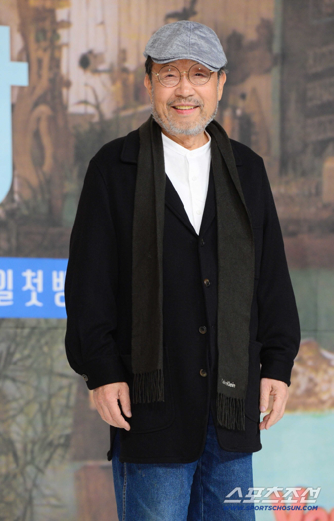 '90세' 신구, 심부전증 투병 중에도 환한 미소.."구순 잔치, 사랑합…