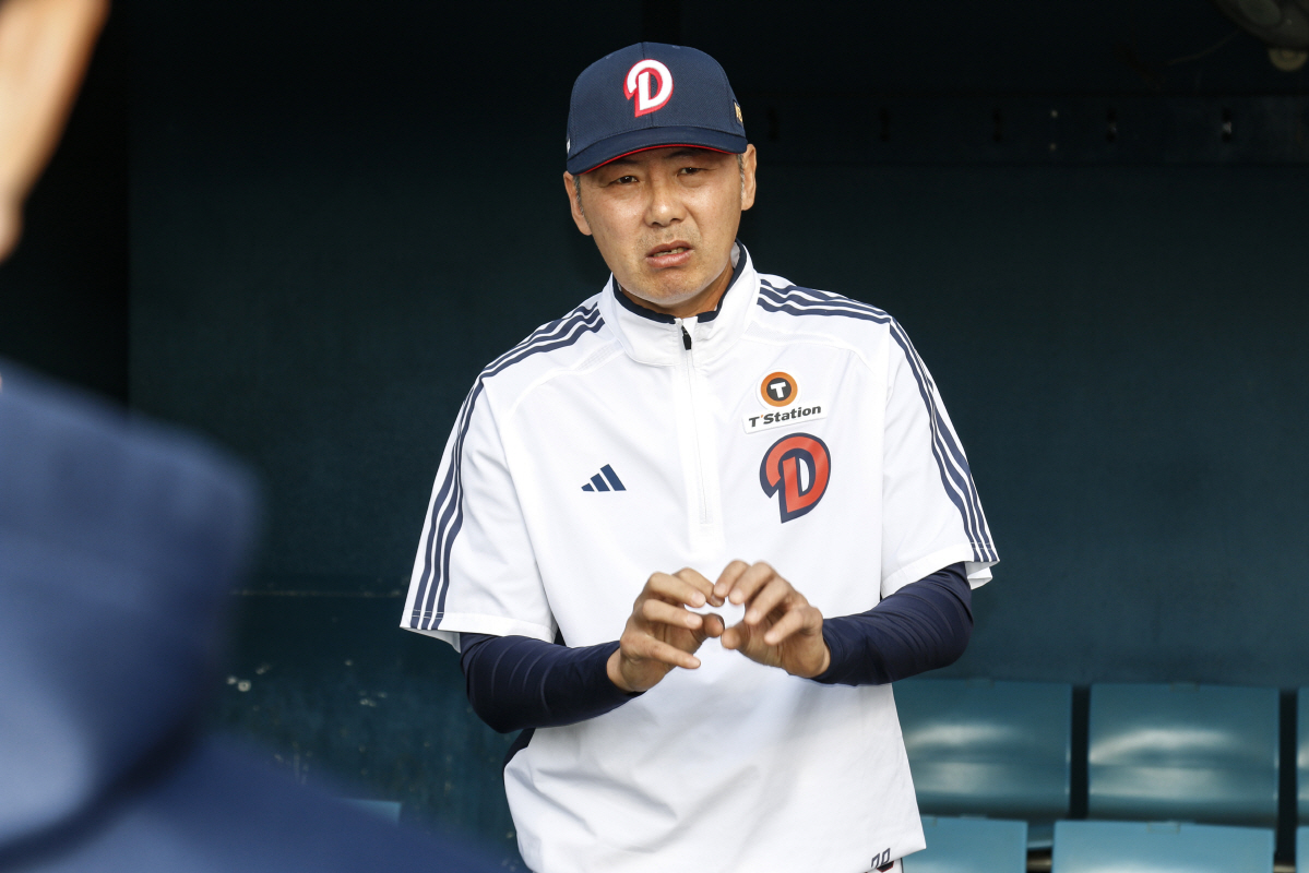 "라떼는 200개씩 던졌다" 김원형 특명! 훈련량은 자비 없다 → 제구 …