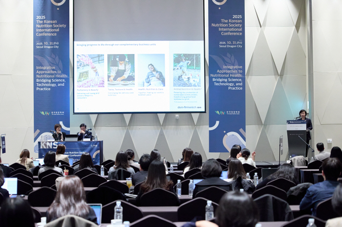 "성인 73%는 비타민C 섭취 부족…비타민 D·E 결핍률은 75% 이상"