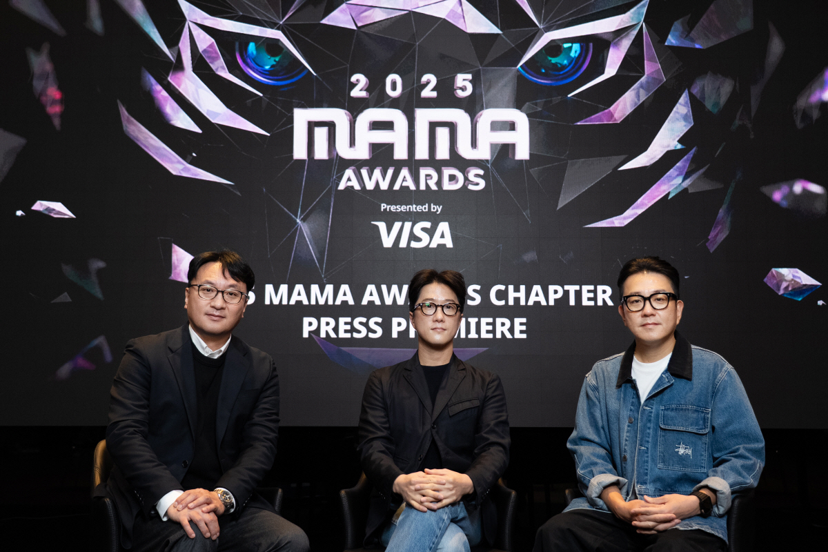 '2025 MAMA AWARDS' 월드스타 양자경 시상자 참여…"'케데헌…