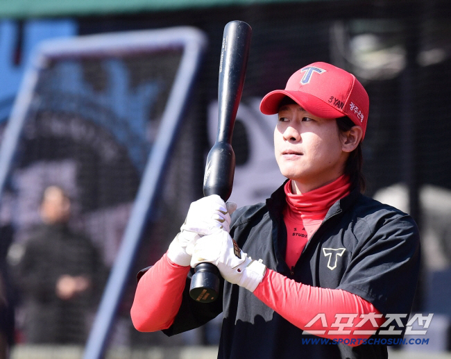 '와 박찬호 100억↑ 이게 맞나'…이미 이성 잃었다, KIA·두산·KT…