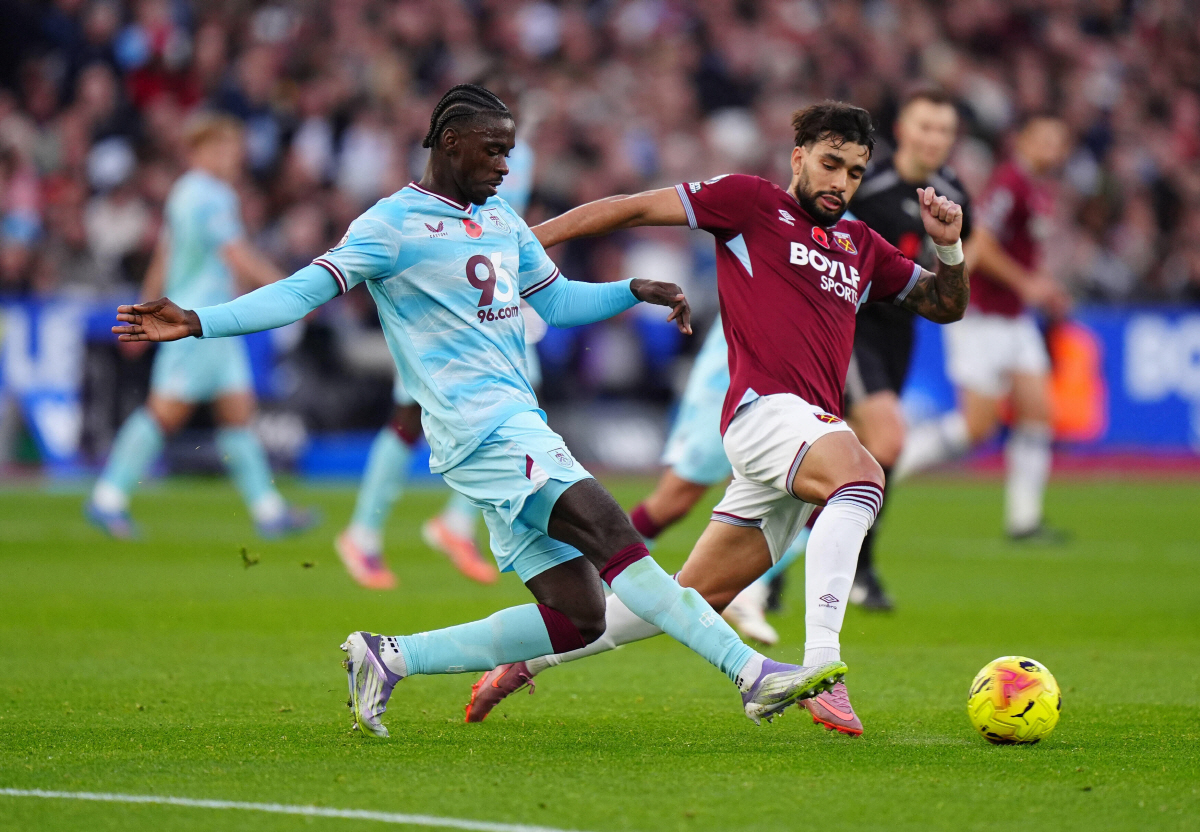 "맨유가 내 커리어 망쳤다" 18년 성골 유스, 19억 소송 제기 "침대…