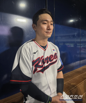 살떨리는 도쿄돔에서의 한일전인데, 이미 초탈한 선수가 있네 