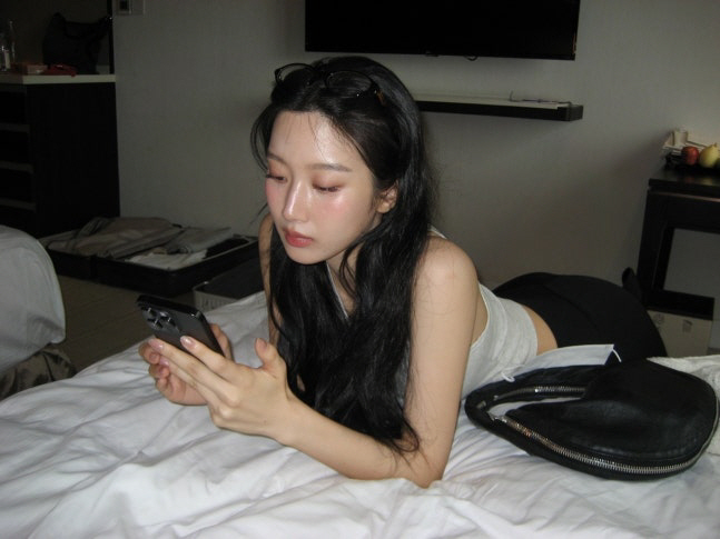 문가영, 흰 크롭티+레깅스로 완성한 명품 몸매 ‘눈길’[SCin스타]