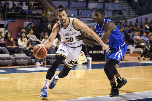 [집중분석] '니콜슨 덫'을 놓은 LG. 삼성 제물로 시즌 첫 10승, 단독선두. 왜 LG는 삼성 3점 아닌 니콜슨 디펜스에 집중했을까