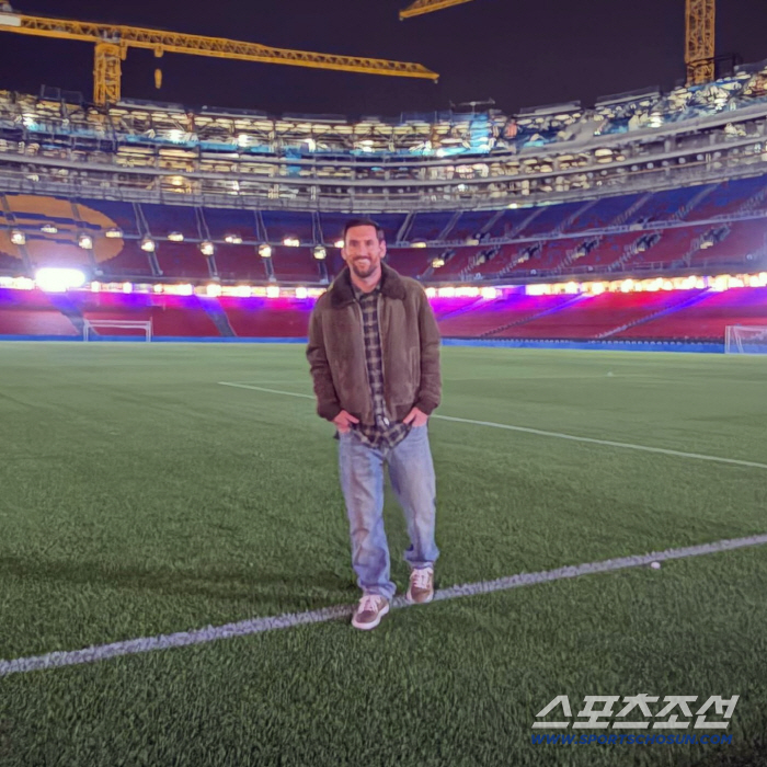 "메시, 바르셀로나 복귀 없다" 선 그은 바르셀로나 회장, NEW 캄 노우서 은퇴경기 염원