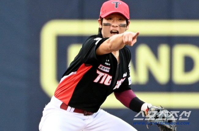 두번째로 많은 신청자에 과열 조짐까지. 886억 넘고 FA 총액 최고액 …