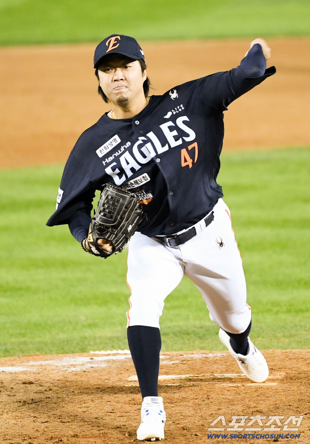 두번째로 많은 신청자에 과열 조짐까지. 886억 넘고 FA 총액 최고액 …