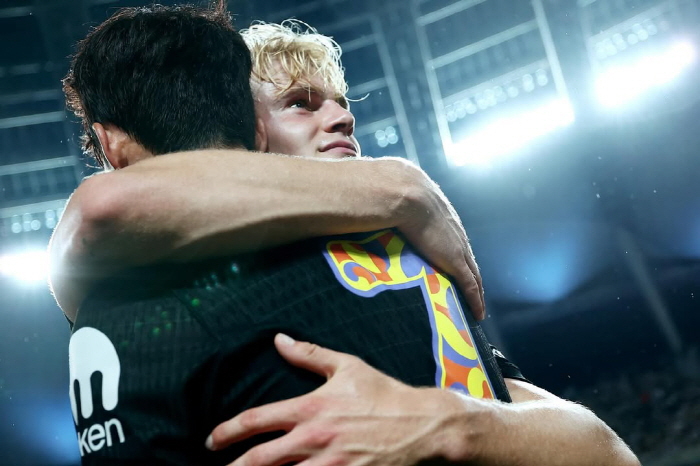 "손흥민, 토트넘 GOAT" 초미남 초신성, 시도 때도 없이 SON 숭배…