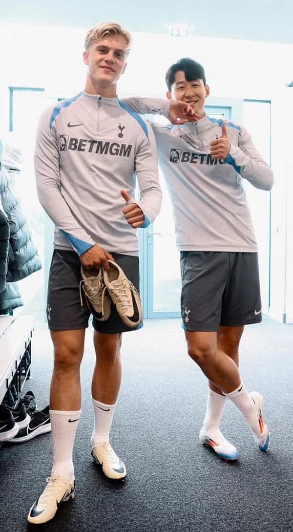 '한번 손동생은 영원한 손동생' 토트넘 꽃미남MF, 가장 유명한 지인으로…