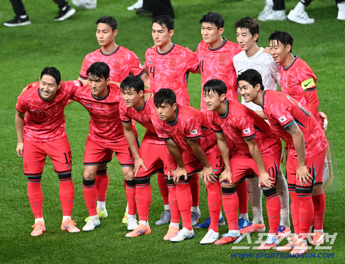 참패 뒤 반등한 10월, "결과" 올인하는 11월…홍명보호 2025 마지…