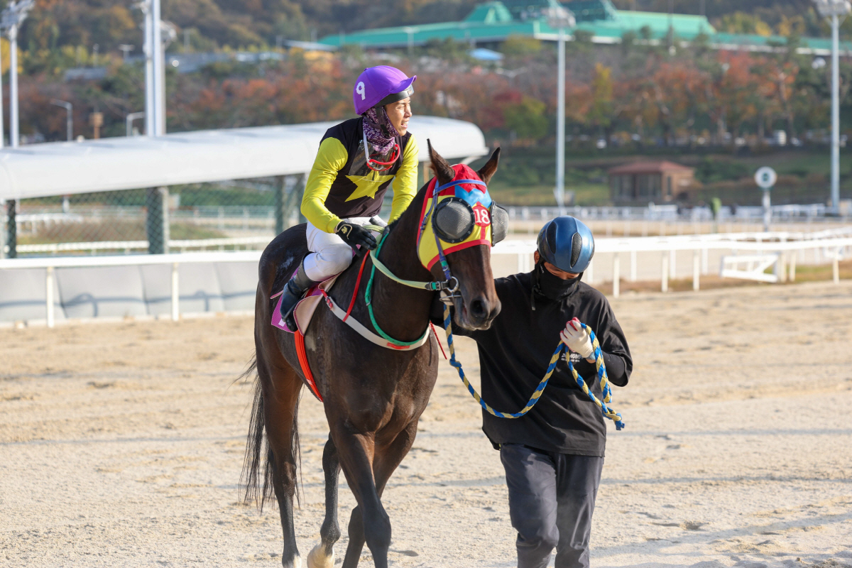 극적인 추입승! '위즈리얼리티'가 선보인 짜릿한 역전극
