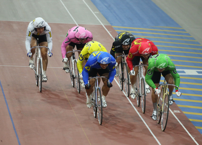 잦아지는 초반 주도권 싸움, '추입형'을 주목하라!