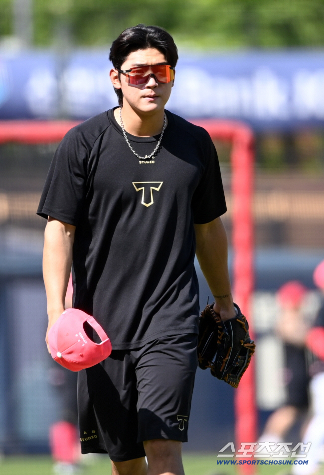 '5억 초대박 끝' 김도영, 연봉 대폭 삭감 불가피…강백호는 2.6억 깎…