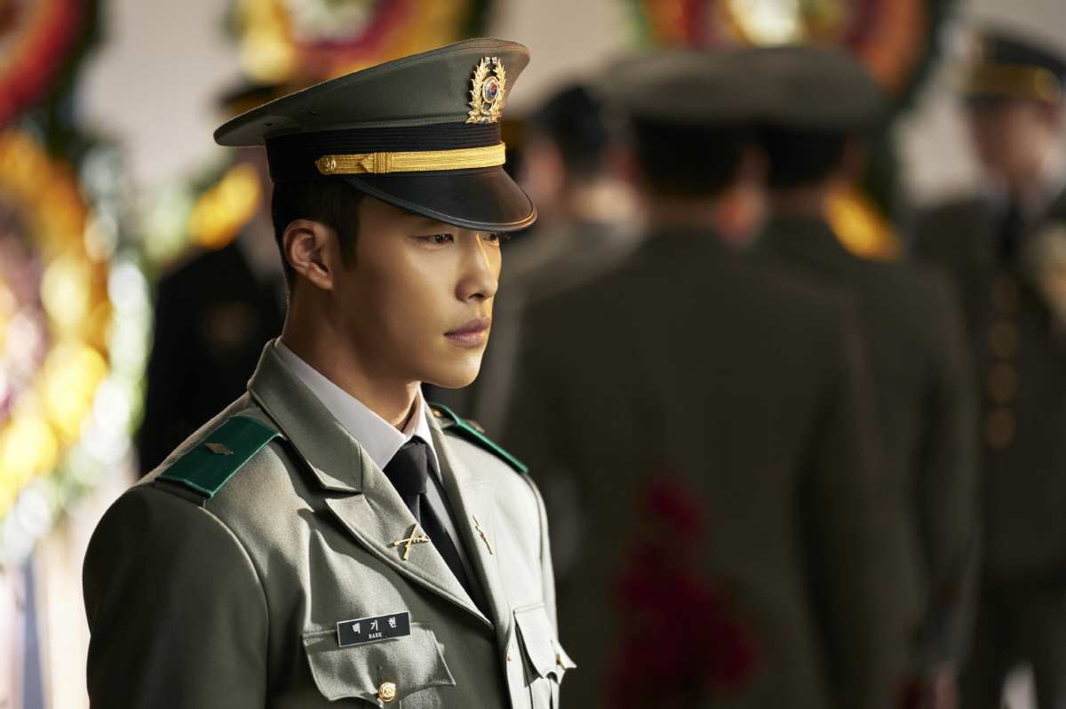 [공식] 현빈X정우성 '메이드 인 코리아', 시즌1 공개도 전에 시즌2 …