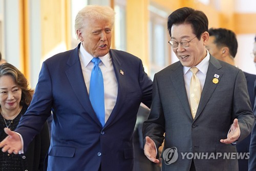 美 "한국산 車관세 15%로↓…반도체는 타국보다 불리하지 않게"
