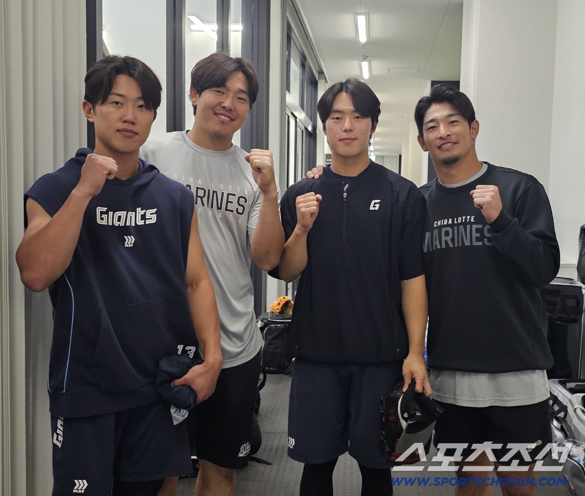 '日롯데에도 99즈 있다' 땀흘리는 전민재에게 물었다 "FA 영입 이야기…