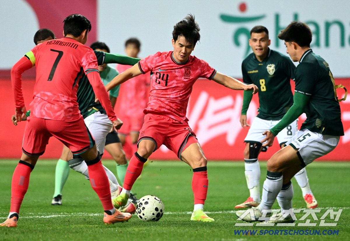 [볼리비아전 현장리뷰]손흥민 환상FK+조규성 복귀포! 한국, 볼리비아 2…