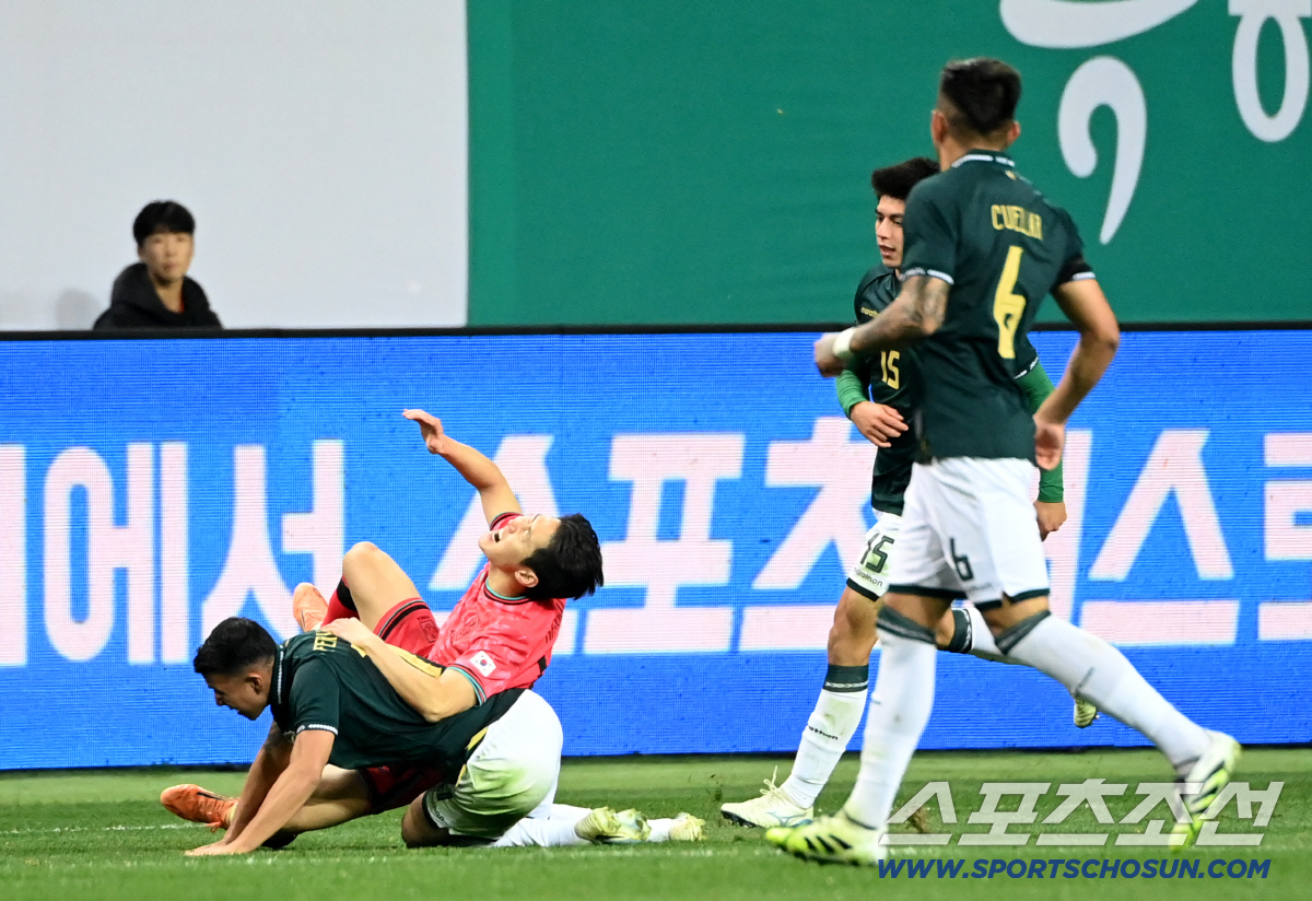 [현장이슈]'위험했던 태클'→'아찔한 벤치 클리어링' 韓 에이스는 역시 …