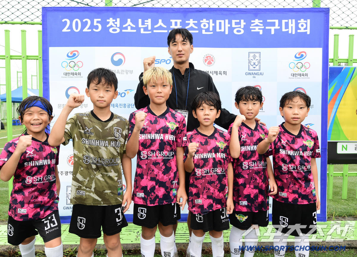 "즐거운 마음으로 시련을 이겨내면..." '광주FC 로컬보이' 문민서X안…