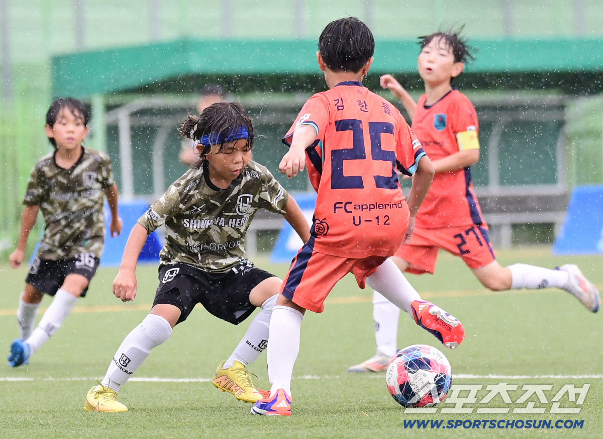 "즐거운 마음으로 시련을 이겨내면..." '광주FC 로컬보이' 문민서X안…