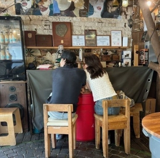 "한지민♥최정훈 열애 사진 찍힌 곳" 서래마을 소개 중 깜짝 언급