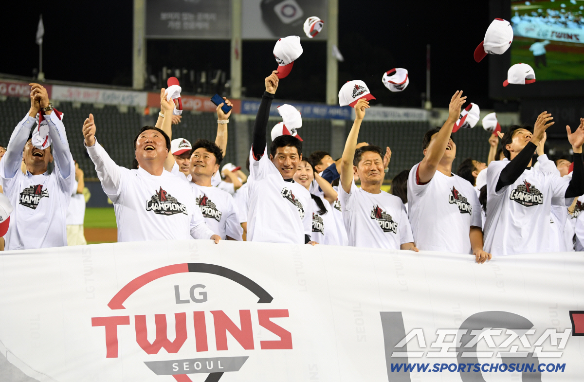 "최대한의 제시를 했다" "생각지도 못한 팀이 오퍼" 이러다 둘 다 놓칠…