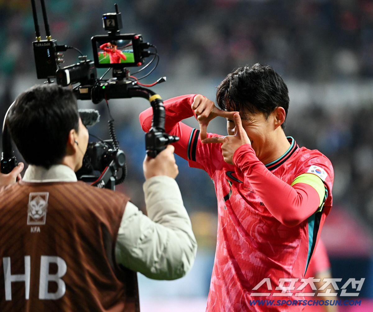 [공식발표] 손흥민 뜨자 매진! "역대급 관중 예상" 벤쿠버 환호, '메…