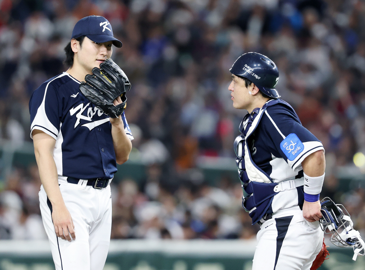 곽빈 155km 강속구 좋았는데... 4회 허무하게 3실점 강판[도쿄 현…