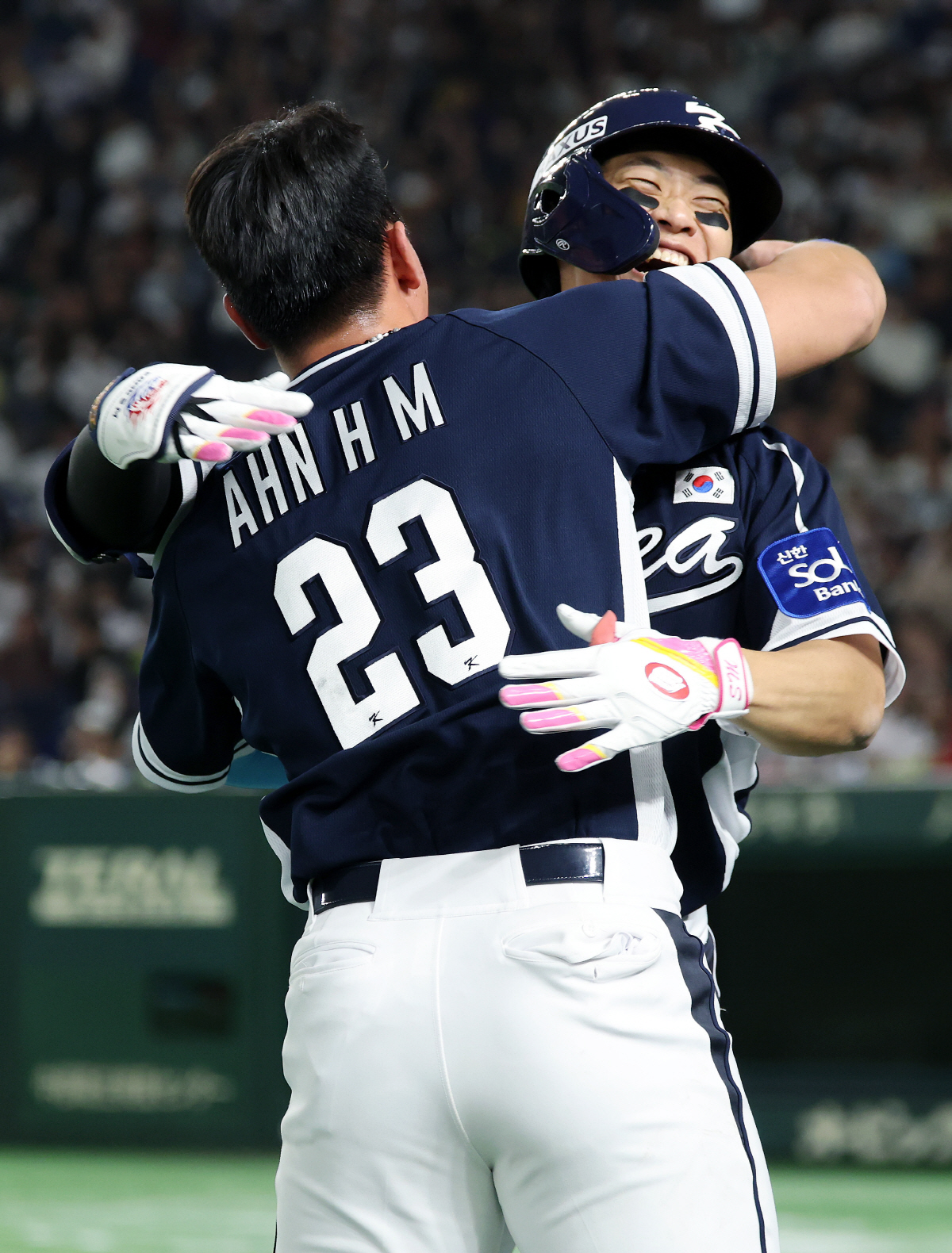 "적응 못할정도는 아니다." 177.8km 총알 홈런 안현민의 파워 "일…