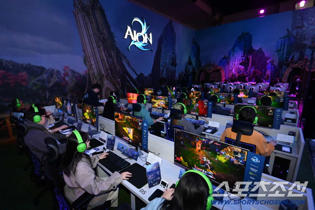 20만명 이상 찾은 '지스타 2025', 규모보다는 내실 기하며 마무리