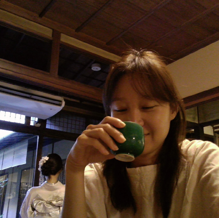 공효진, 사진 한 장으로 임신설 잠재우기..나이 안 믿기는 동안 비주얼