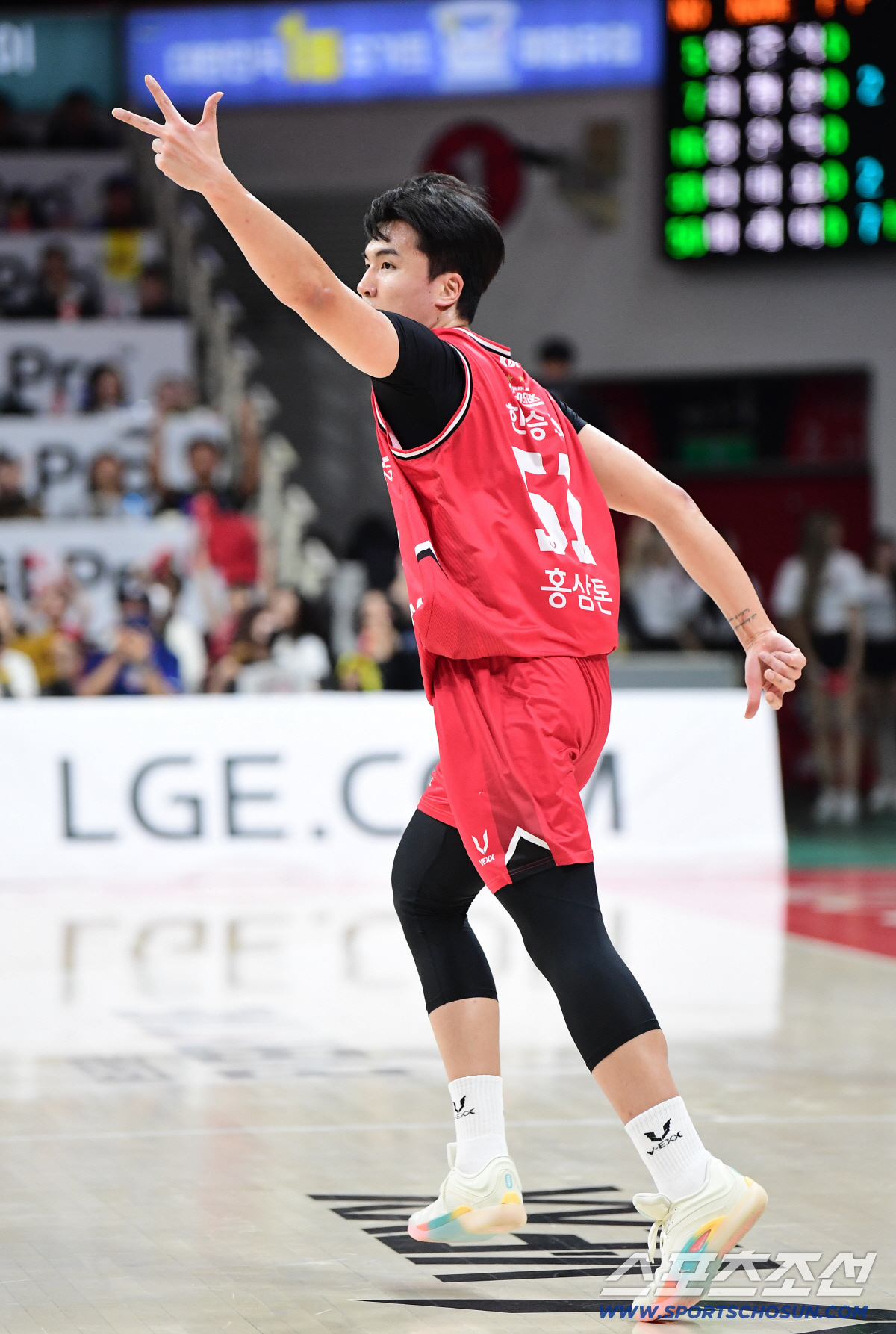 [현장리뷰]"광란의 3쿼터!" 칼 타마요→아셈 마레이 48득점 폭발…창원…