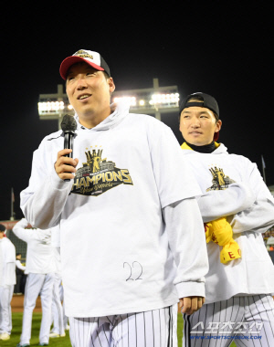 김현수-박해민 없이 왕조 건설 가능? LG는 그들을 놓치는 걸까, 놓아주는 걸까