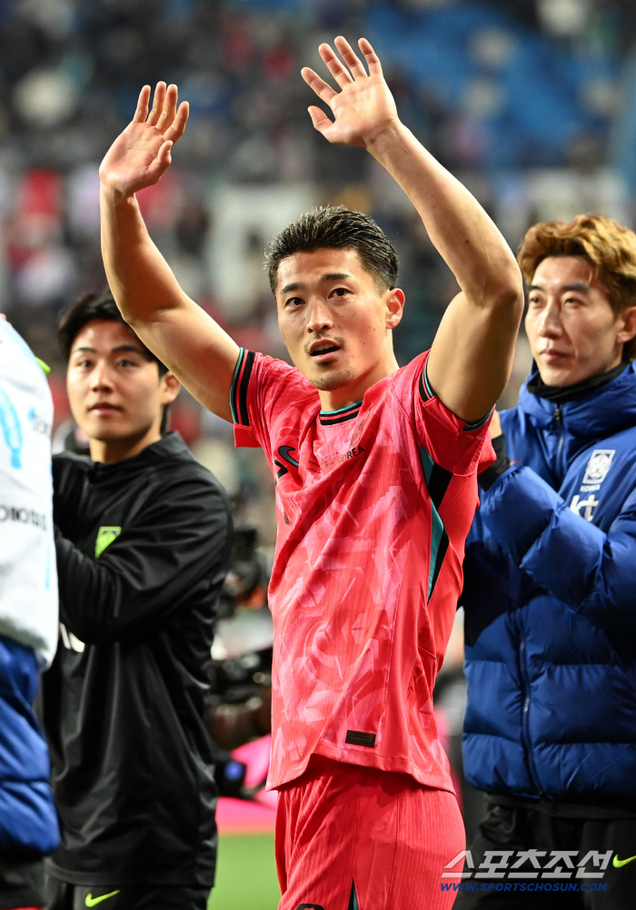 "무조건 잡고 가야 한다" 홍명보 감독→캡틴 손흥민도 긍정 평가 '이기려는 습관', 韓 '포트 2' 가능성 UP