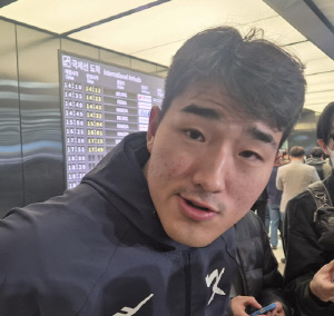 '슈퍼 고릴라' 안현민에겐 첫 한일전도 놀이터…