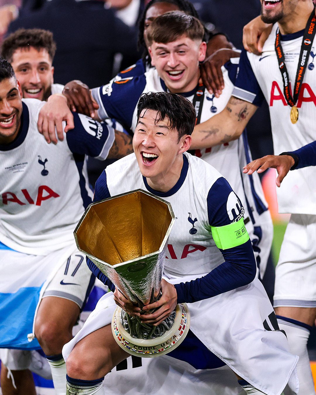 英 단독 보도! '손흥민 나가니 유니폼 스폰서 OUT'→'토트넘 1100…