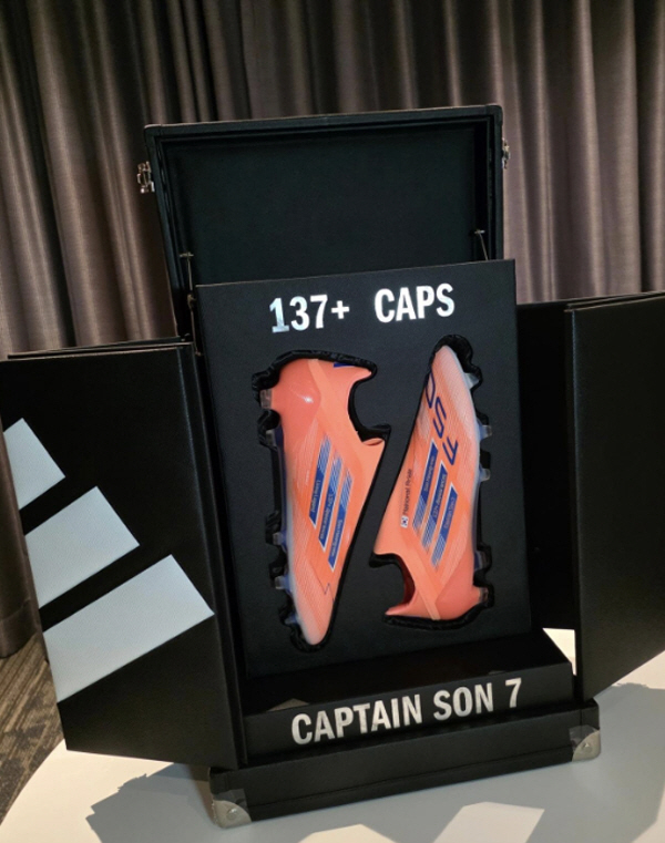 "한국인의 자부심+리빙 레전드" 손흥민에 의한, 손흥민을 위한 특별한 축…