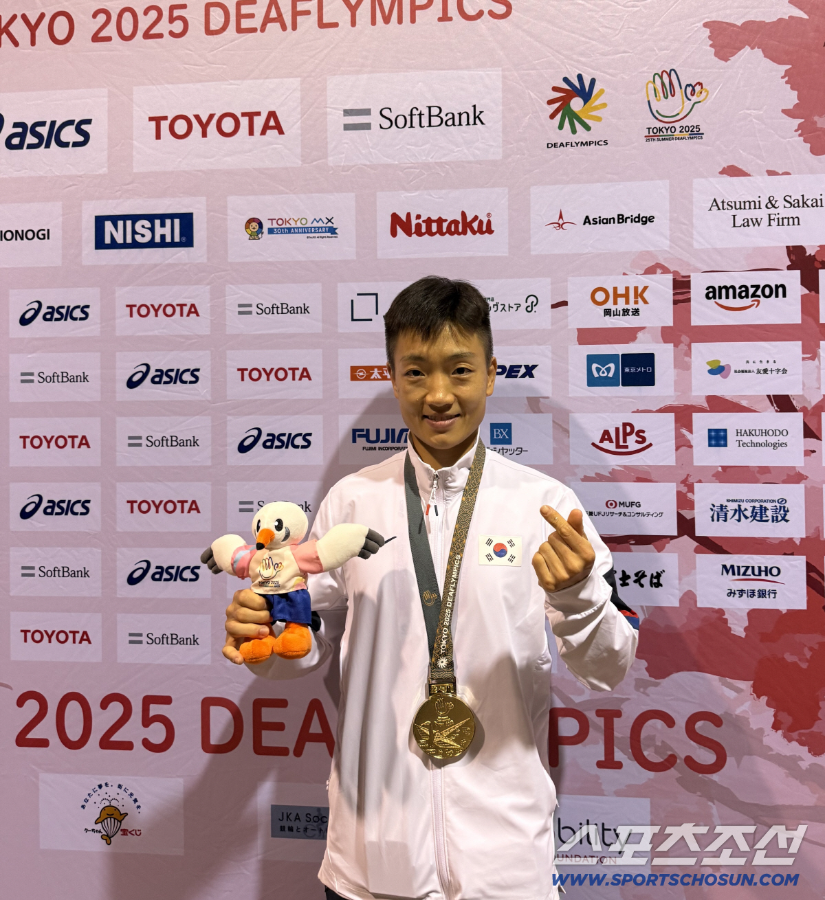 "투혼의 韓유도,도쿄하늘에 태극기를!"'4전5기'정숙화 첫金...첫날 '…