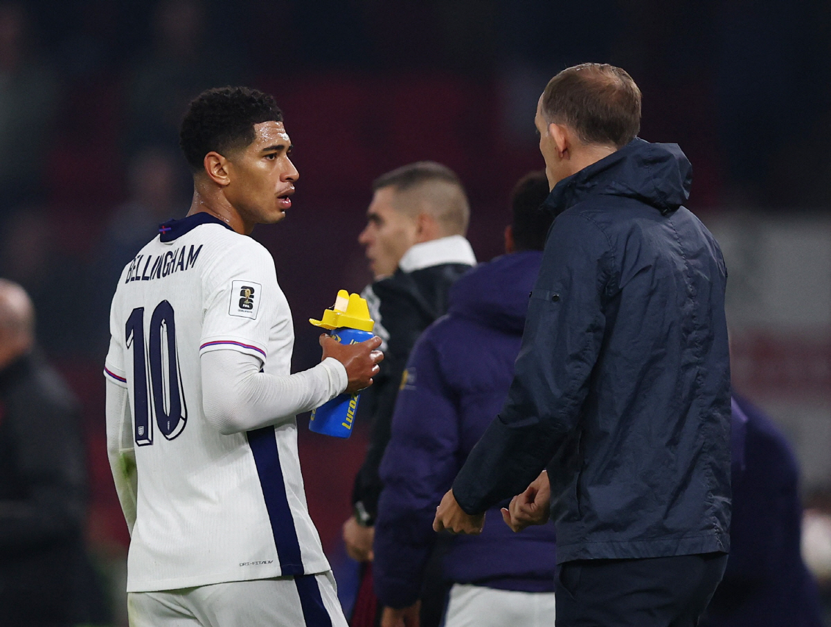 "나 투헬이야" 감독 권위에 또 '폭발' 벨링엄, 교체 사인에 "안 나가…