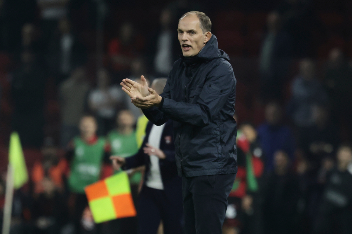 "나 투헬이야" 감독 권위에 또 '폭발' 벨링엄, 교체 사인에 "안 나가…