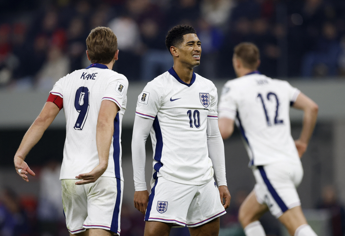 "나 투헬이야" 감독 권위에 또 '폭발' 벨링엄, 교체 사인에 "안 나가…