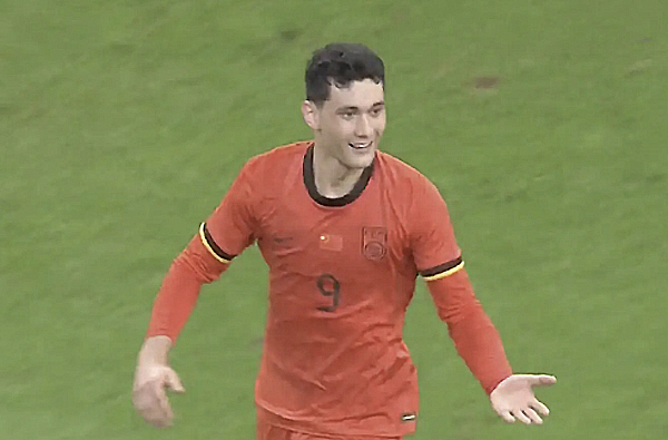 "한국 축구 안 두렵다" 중국에 박살난 이민성호, 핑계댈 게 없다…'中 …