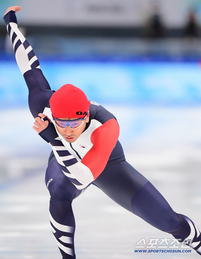 '빙속 스피드레이서'김준호,월드컵1차 男500m 한국新X동메달! 이나현도…