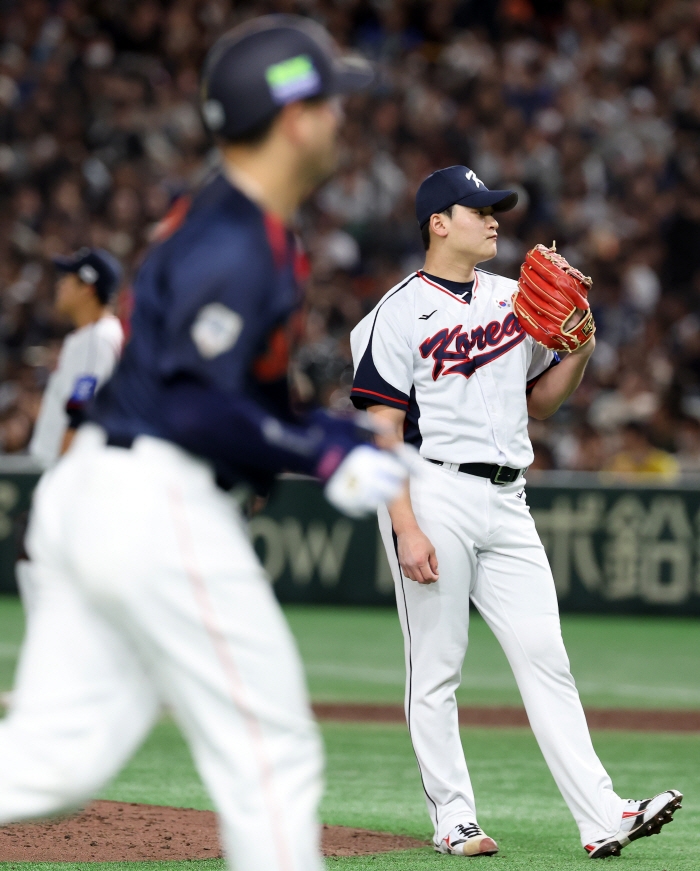 "150km로 KBO 평정, 일본전이 진짜 시험대" 결과는 4사구 23개 충격 남발...뭐가 문제였나