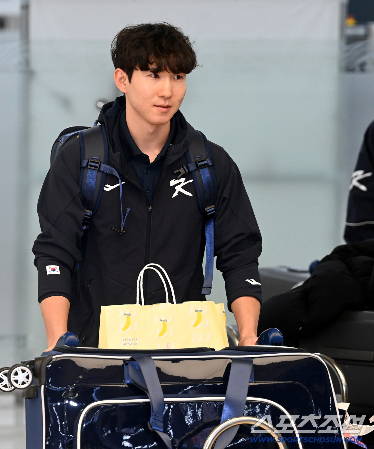 [포토] 한일전 마치고 돌아온 박성한