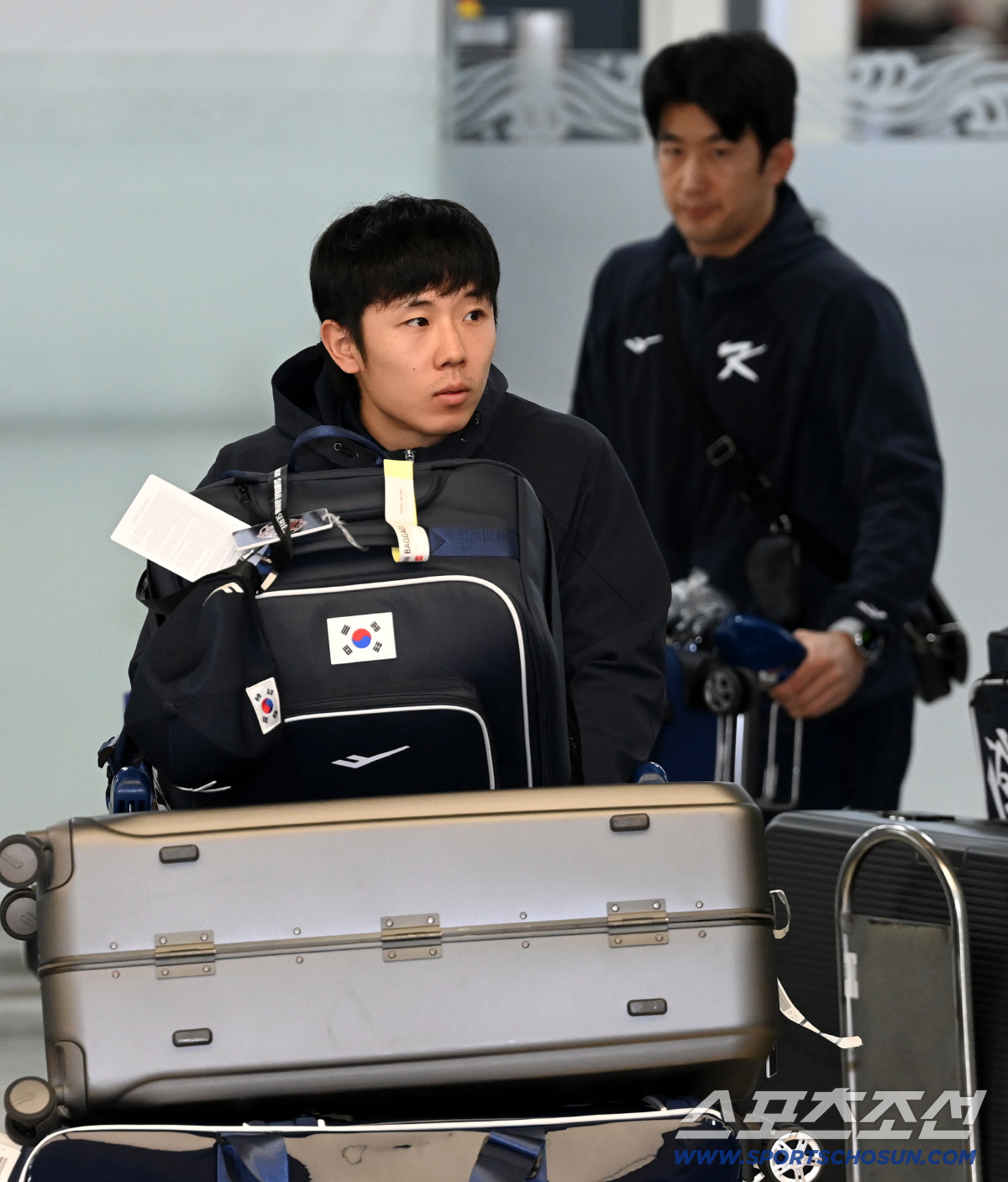 [포토] 김성윤-최재훈, 태극기 가슴에 달고