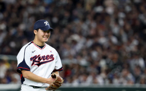 '통곡의 벽→동료' 정우주 웃게한 박해민, 내년엔 혹시? 