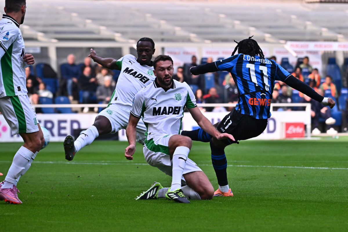 '손흥민 빈자리 언제 채우나' 토트넘 큰일 났다…'임대 뒤 완전 영입 옵…