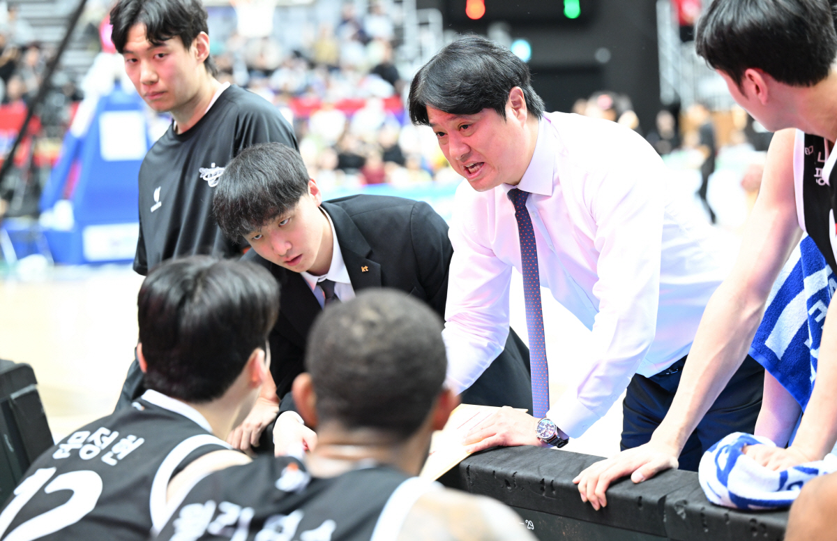 [현장인터뷰]SK 전희철 "(상대) 3점슛 단속 잘 해야한다" vs KT…